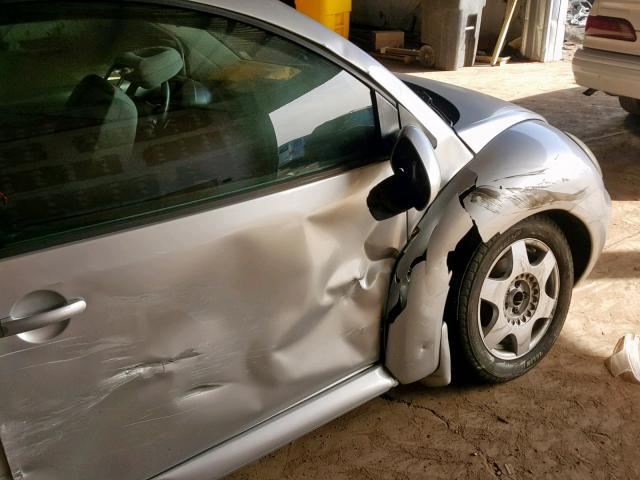 3VWCP21C41M441980 - 2001 VOLKSWAGEN NEW BEETLE SILVER photo 9