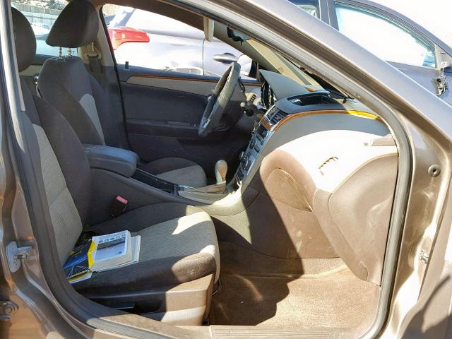 1G1ZC5EB3AF317719 - 2010 CHEVROLET MALIBU 1LT ყავისფერი ფოტო 5