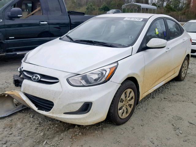 KMHCT4AE0GU971178 - 2016 HYUNDAI ACCENT SE WHITE photo 2