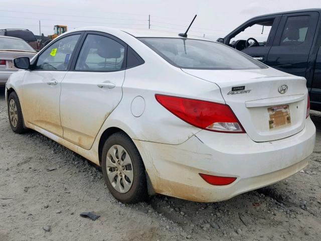 KMHCT4AE0GU971178 - 2016 HYUNDAI ACCENT SE WHITE photo 3