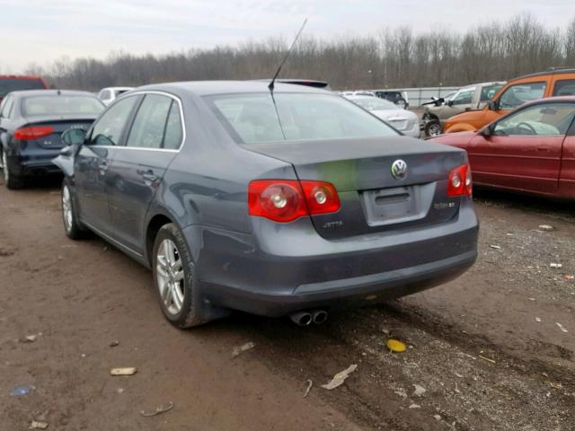 3VWEF71KX7M064550 - 2007 VOLKSWAGEN JETTA WOLF GRAY photo 3