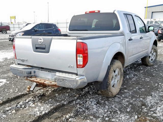 1N6AD07W25C400793 - 2005 NISSAN FRONTIER C SILVER photo 4