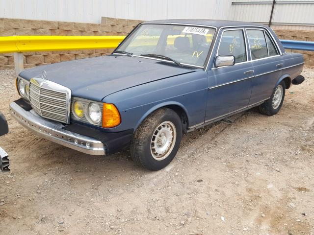 WDBAB23A3DB389952 - 1983 MERCEDES-BENZ 240 D BLUE photo 2