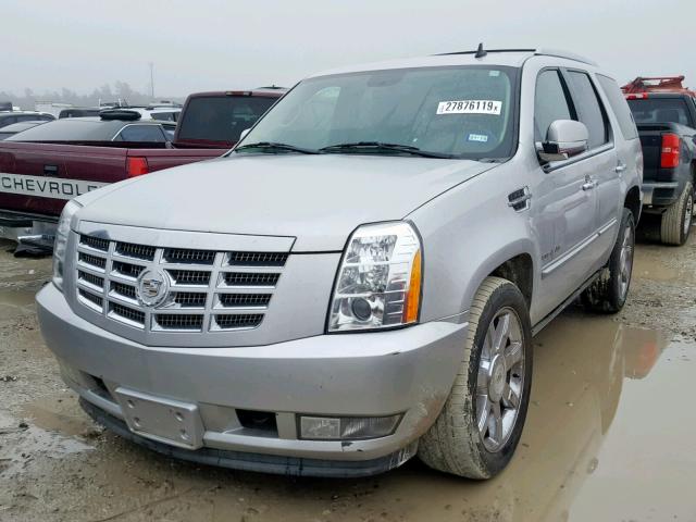 1GYUKCEF6AR268570 - 2010 CADILLAC ESCALADE P SILVER photo 2