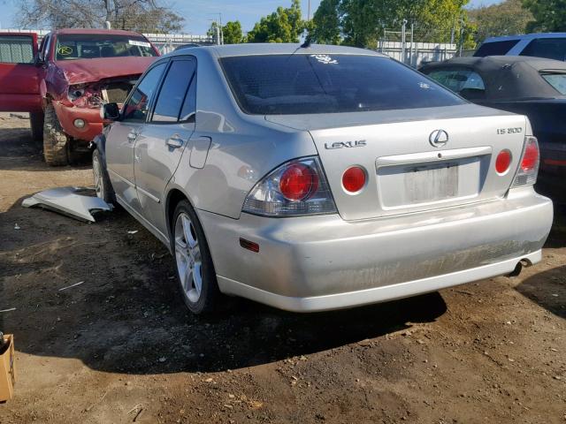 JTHBD192730070699 - 2003 LEXUS IS 300 SILVER photo 3