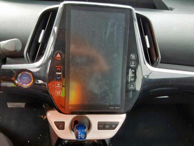 JTDKARFP9H3055801 - 2017 TOYOTA PRIUS PRIM თეთრი ფოტო 9