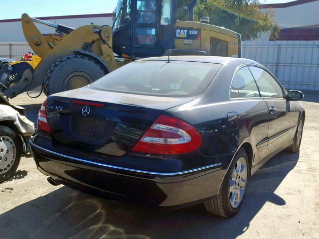 WDBTJ65J34F120214 - 2004 MERCEDES-BENZ CLK 320C BLACK photo 4