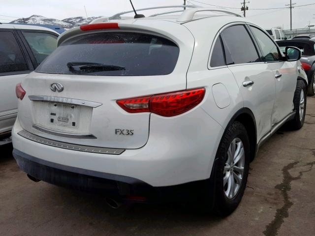 JN8AS1MW2AM856711 - 2010 INFINITI FX35 WHITE photo 4