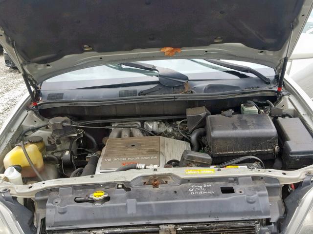 JT6HF10U1Y0140779 - 2000 LEXUS RX 300 SILVER photo 7