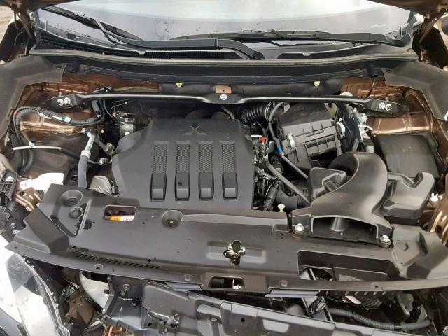 JA4AT5AA6JZ037335 - 2018 MITSUBISHI ECLIPSE CR BROWN photo 7