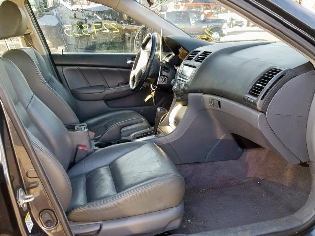 JHMCN36445C001568 - 2005 HONDA ACCORD HYB GRAY photo 5