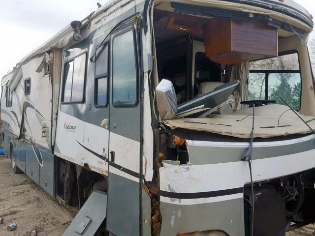 1RF12061022016200 - 2002 ROADMASTER RAIL MONOCOQUE Սպիտակ լուսանկար 9