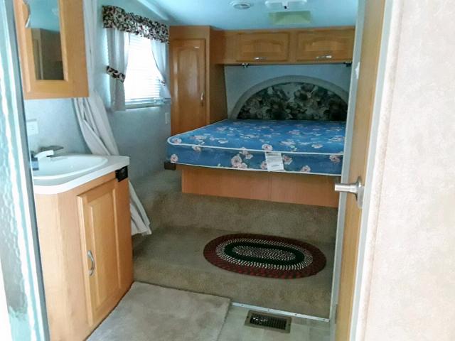 4X4FASC213A151163 - 2004 WILDWOOD 5TH WHEEL WHITE photo 5