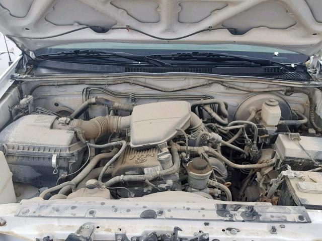 5TEPX42N86Z197101 - 2006 TOYOTA TACOMA WHITE photo 7