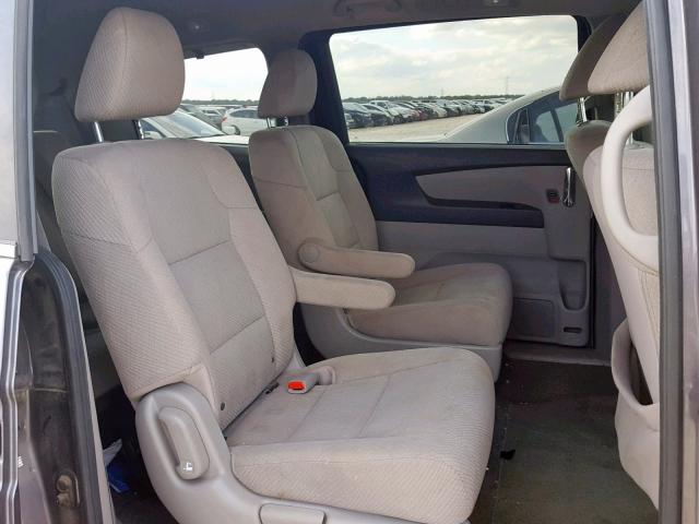 5FNRL5H2XFB048469 - 2015 HONDA ODYSSEY LX GRAY photo 6