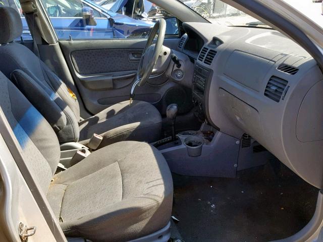 KNADC125156365568 - 2005 KIA RIO GRAY photo 5