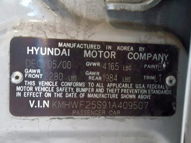 KMHWF25S91A409507 - 2001 HYUNDAI SONATA GL SILVER photo 10