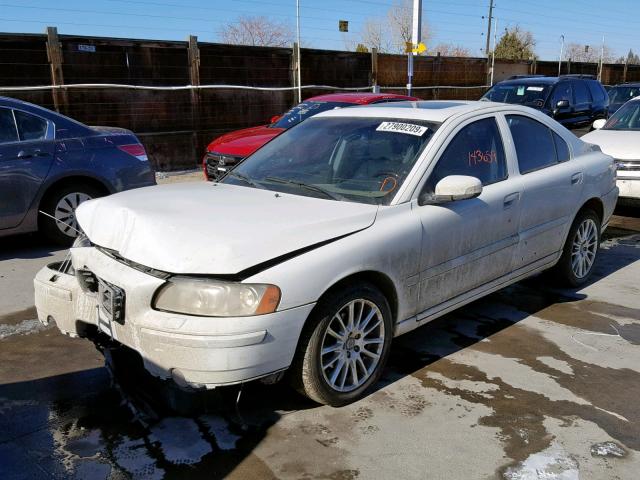 YV1RH592172627302 - 2007 VOLVO S60 2.5T WHITE photo 2