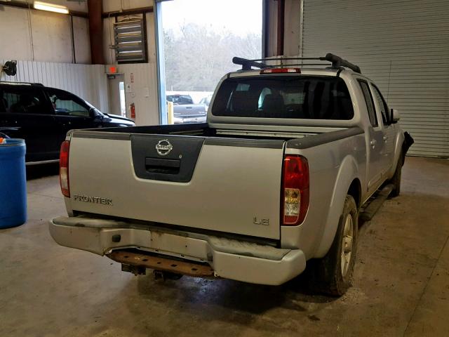 1N6AD09UX8C426865 - 2008 NISSAN FRONTIER C SILVER photo 4