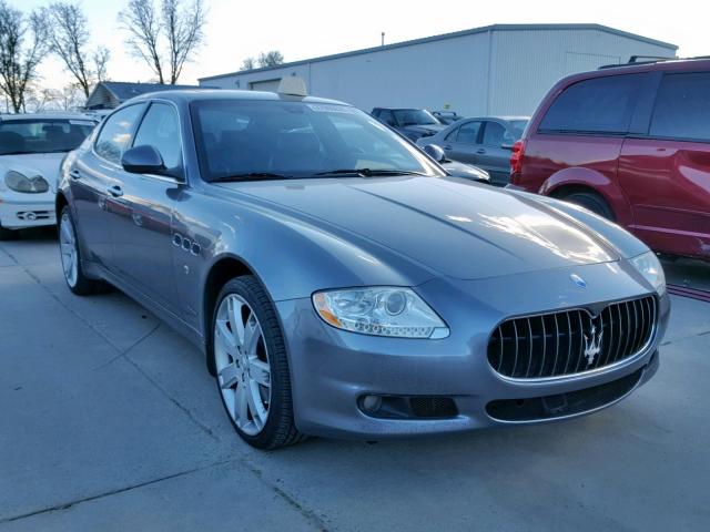 ZAMFK39A490043136 - 2009 MASERATI QUATTROPOR GRAY photo 1