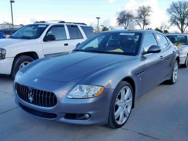 ZAMFK39A490043136 - 2009 MASERATI QUATTROPOR GRAY photo 2