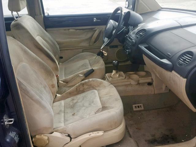 3VWBT21C71M413324 - 2001 VOLKSWAGEN NEW BEETLE 蓝色 照片 5