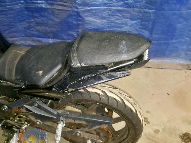 JKAEXMJ188DA01995 - 2008 KAWASAKI EX250 J BLACK photo 9