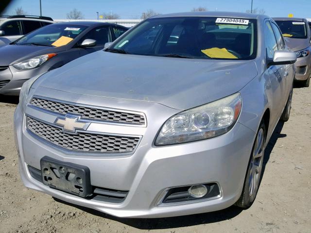 1G11H5SA4DF265144 - 2013 CHEVROLET MALIBU LTZ ვერცხლისფერი ფოტო 2