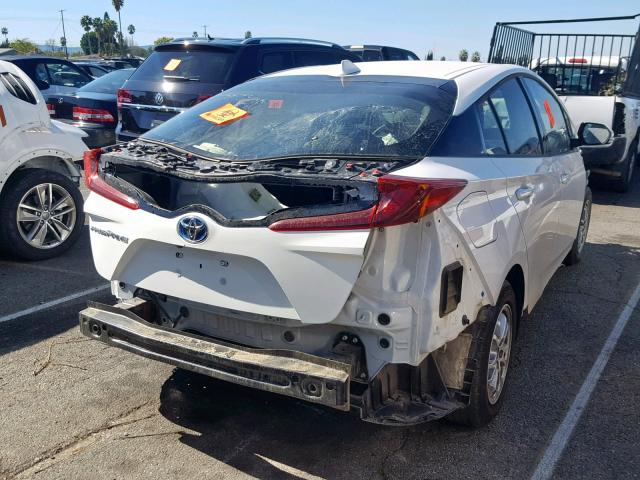 JTDKARFPXJ3076257 - 2018 TOYOTA PRIUS PRIM WHITE photo 4