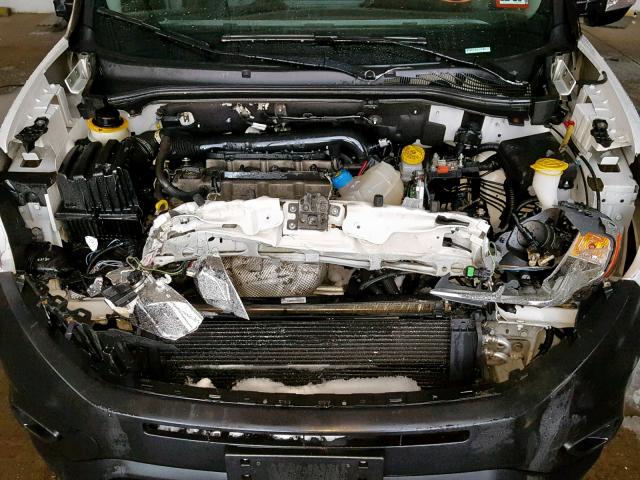 ZFBERFAT6F6A54339 - 2015 RAM PROMASTER 白色 照片 7