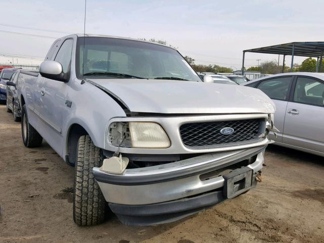 1FTZX1721WKB37798 - 1998 FORD F150 GRAY photo 1