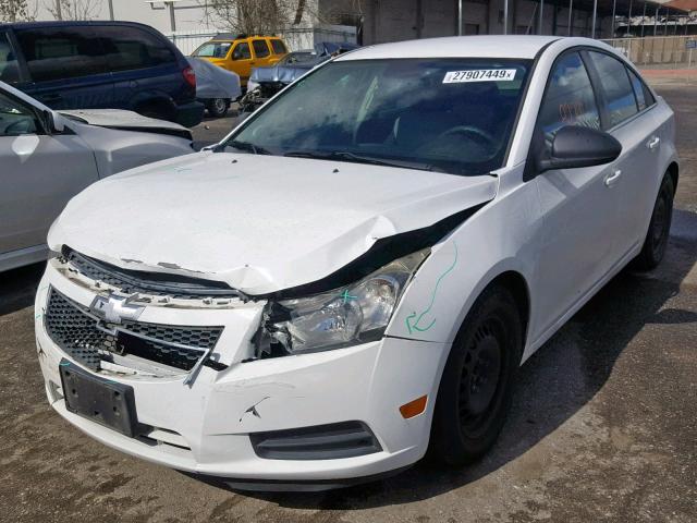 1G1PC5SH0C7388633 - 2012 CHEVROLET CRUZE LS WHITE photo 2