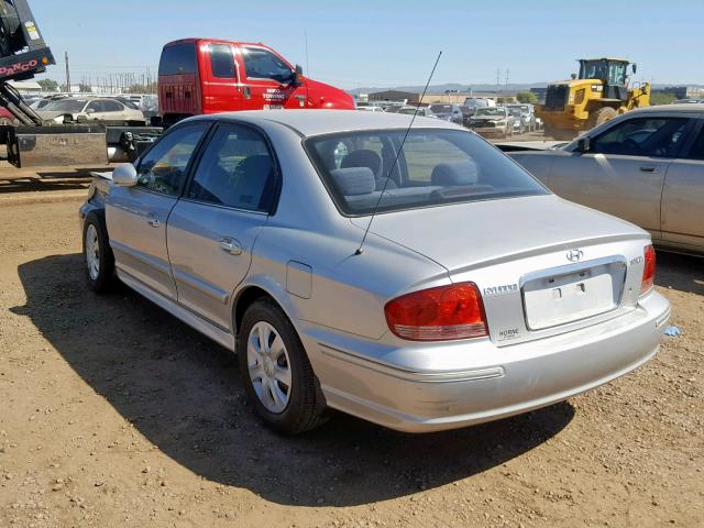 KMHWF25S95A176556 - 2005 HYUNDAI SONATA GL SILVER photo 3