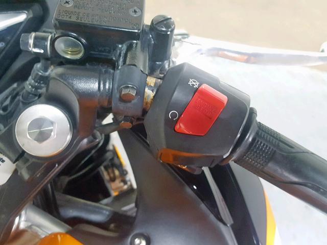 MLHMC410XD5301833 - 2013 HONDA CBR250 R ORANGE photo 18