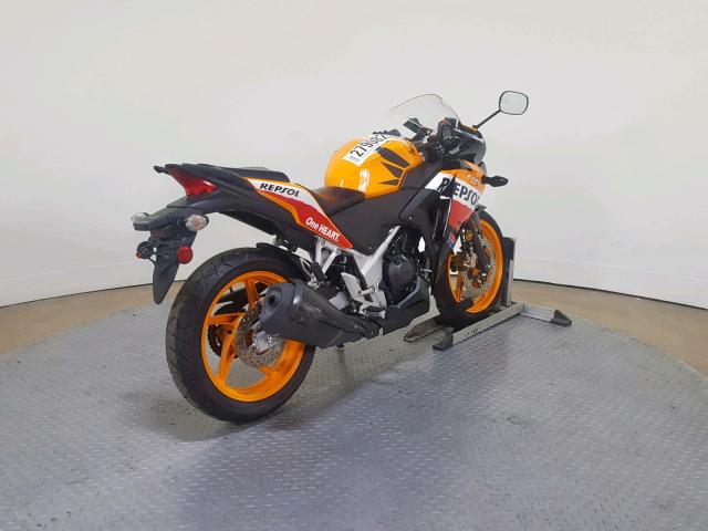 MLHMC410XD5301833 - 2013 HONDA CBR250 R ORANGE photo 8