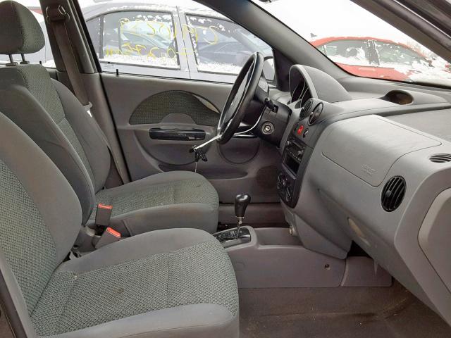 KL1TJ52664B154917 - 2004 CHEVROLET AVEO LS BLACK photo 5