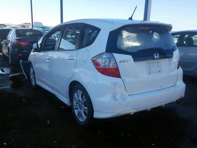 JHMGE8H66AS021947 - 2010 HONDA FIT SPORT WHITE photo 3