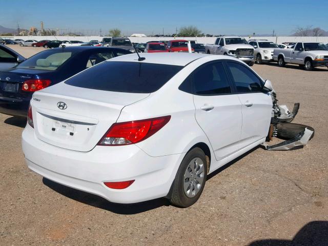 KMHCT4AEXHU339810 - 2017 HYUNDAI ACCENT SE WHITE photo 4