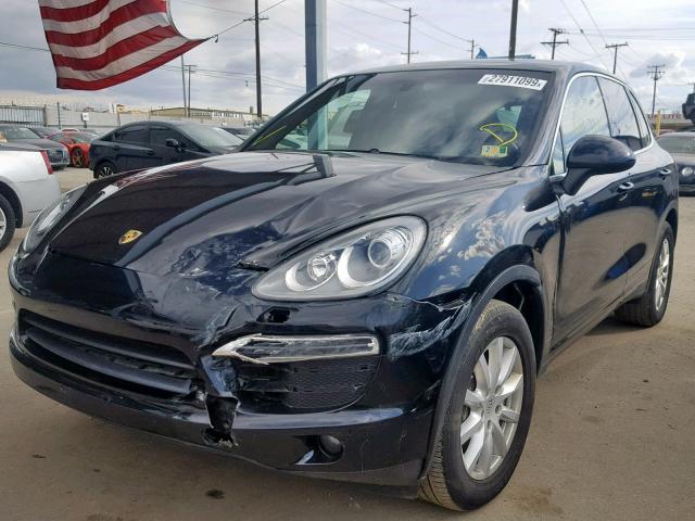 WP1AA2A25CLA01563 - 2012 PORSCHE CAYENNE BLACK photo 2