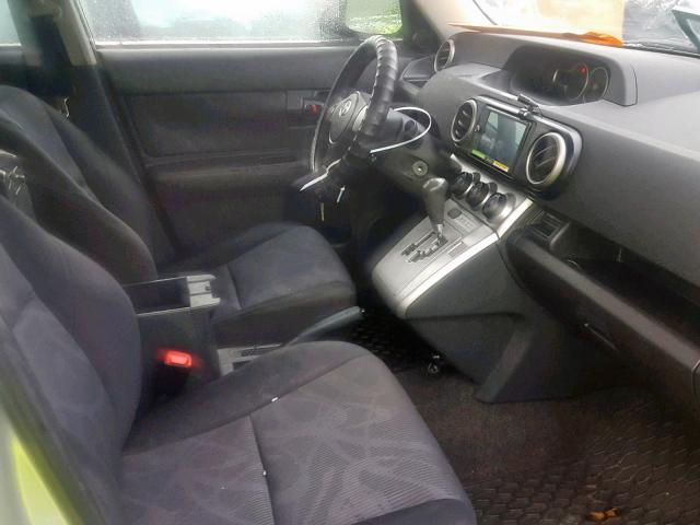 JTLZE4FE0CJ029262 - 2012 TOYOTA SCION XB SILVER photo 5