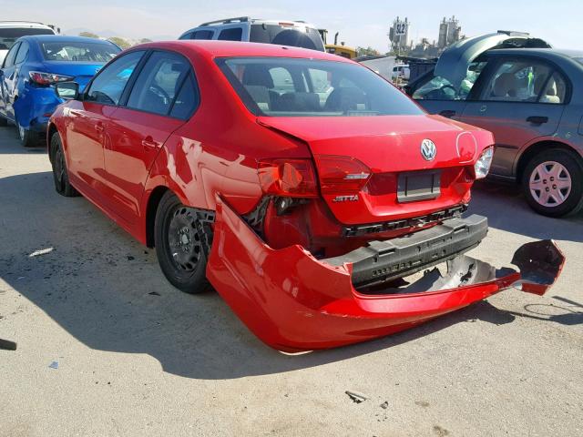 3VW2K7AJ9CM339583 - 2012 VOLKSWAGEN JETTA BASE RED photo 3