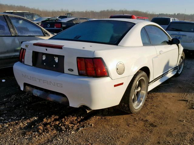 1FAFP42X03F368712 - 2003 FORD MUSTANG GT WHITE photo 4