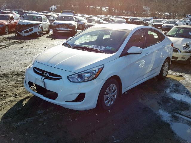 KMHCT4AE3GU081595 - 2016 HYUNDAI ACCENT SE WHITE photo 2