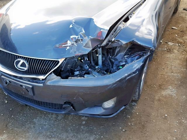 JTHBE262682016054 - 2008 LEXUS IS 350 GRAY photo 9