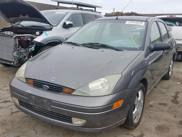 1FAHP38323W192690 - 2003 FORD FOCUS ZTS GRAY photo 2