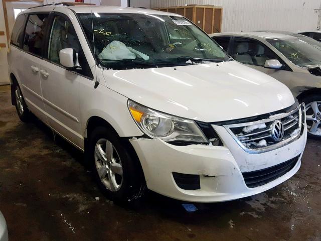 2V4RW3DG5BR626172 - 2011 VOLKSWAGEN ROUTAN SE WHITE photo 1