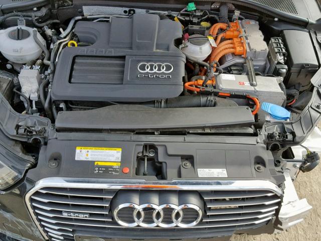 WAUUPBFF8GA092321 - 2016 AUDI A3 E-TRON BLACK photo 7