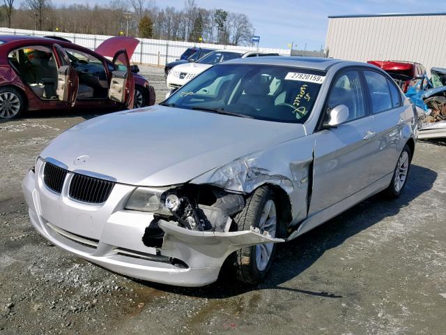 WBAVA33588P142236 - 2008 BMW 328 I SILVER photo 2