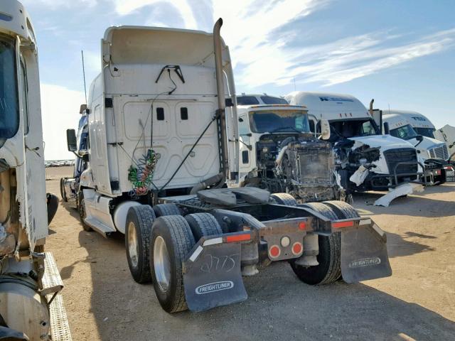 1FUJGLDR4ASAV2484 - 2010 FREIGHTLINER CASCADIA 1 WHITE photo 3