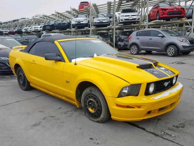 1ZVHT85HX55234029 - 2005 FORD MUSTANG GT YELLOW photo 1